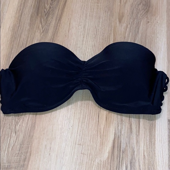 Bikini tops - Picture 3 of 4